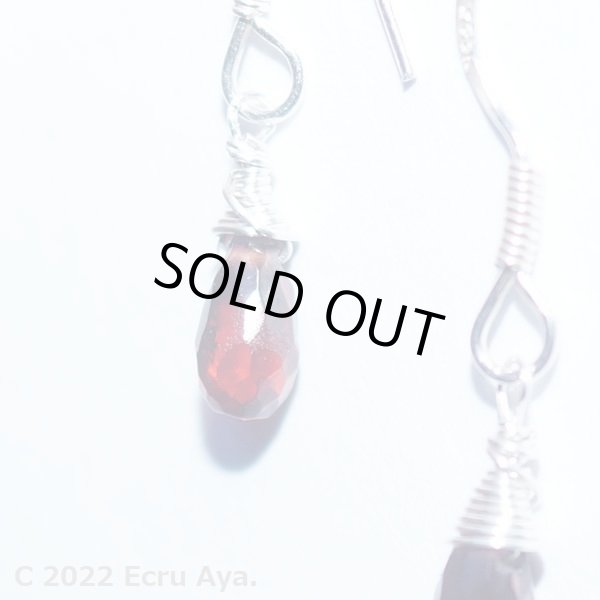 画像4: *小寒*宝石質ガーネットAAAのピアス (4)